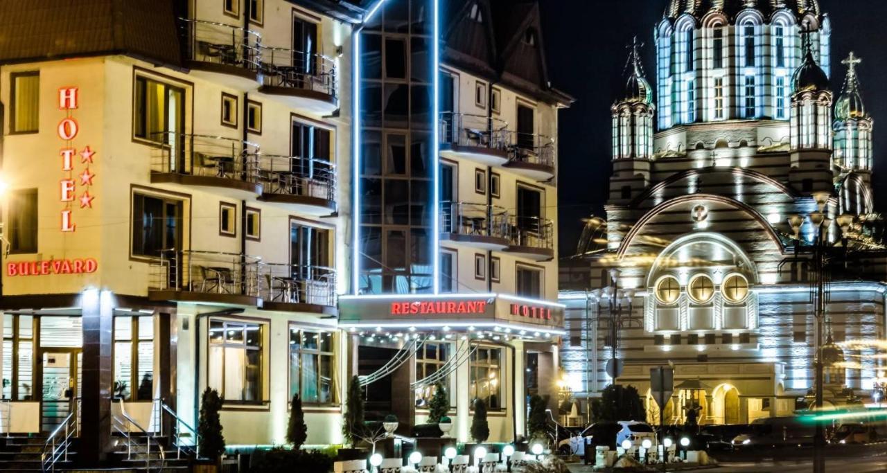 Hotel Bulevard Făgăraş المظهر الخارجي الصورة
