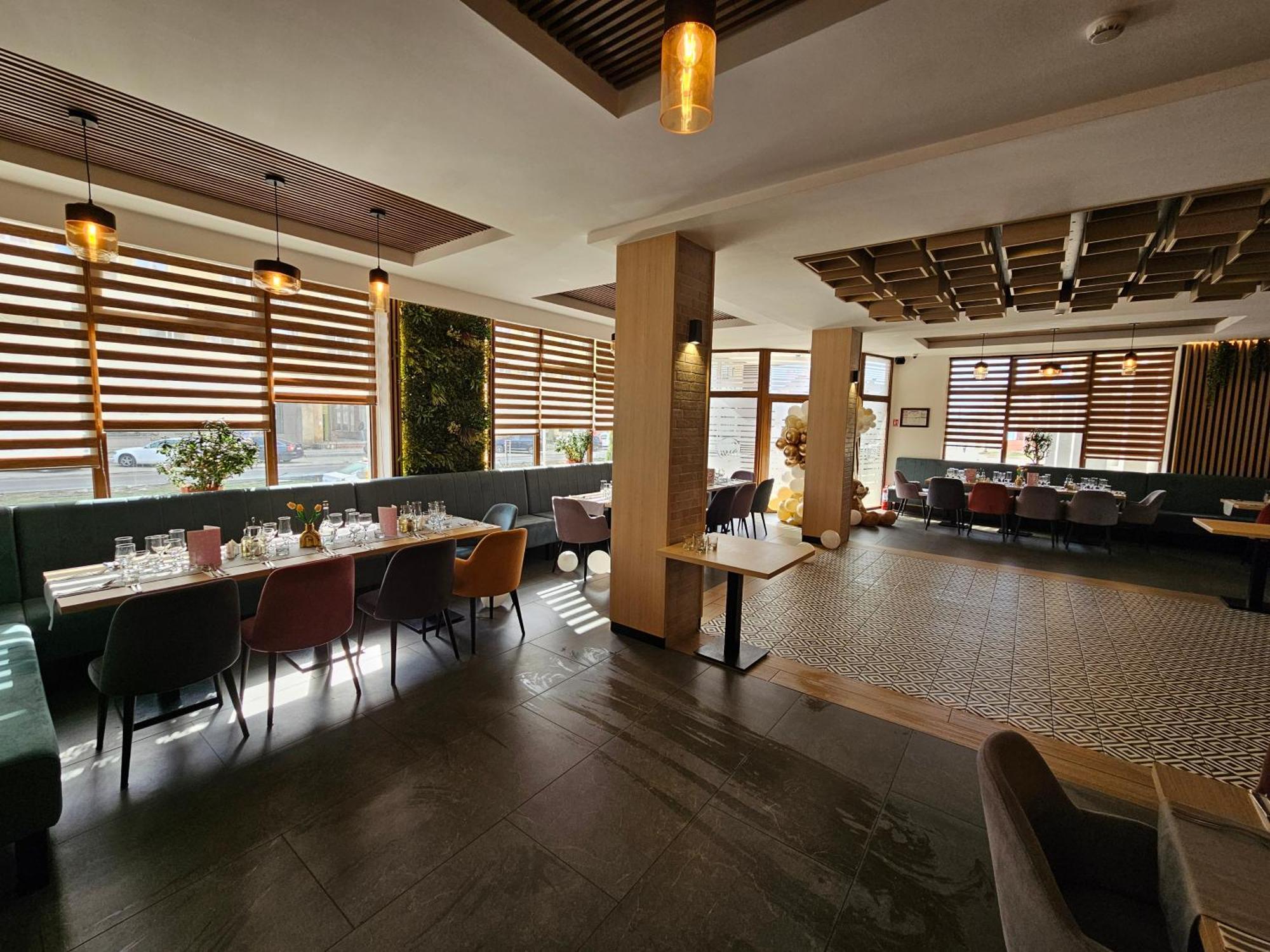 Hotel Bulevard Făgăraş المظهر الخارجي الصورة