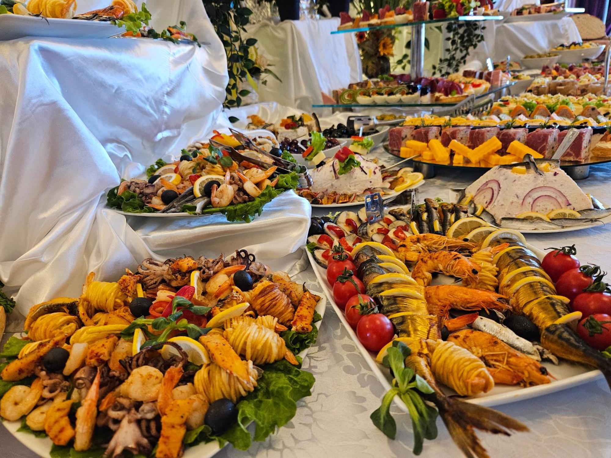 Hotel Bulevard Făgăraş المظهر الخارجي الصورة